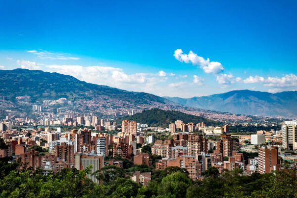 Hiring employees in Colombia