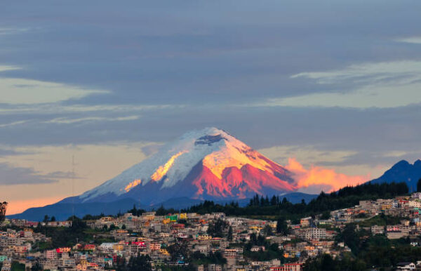Hiring employees in Ecuador